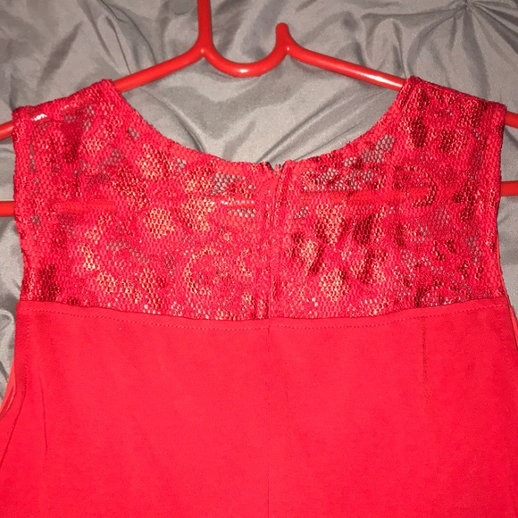 Red dress with lace top - Picture 4 of 4